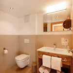 Landgasthof Adler فندق