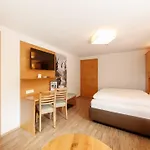 فندق Landgasthof Adler *